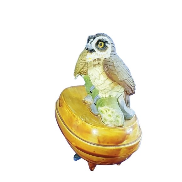 Music Box Handmade Cast Resin Owls on Perch "Born Free" Tune 1986 Vintage - Picture 2 of 8